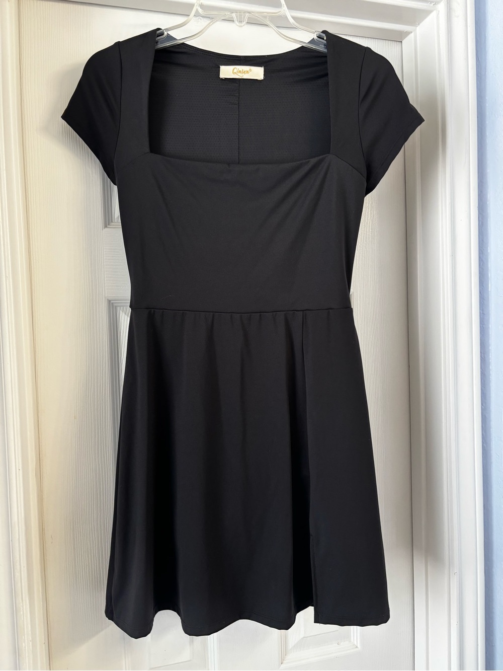 QINSEN Black Athletic Dress Sz Small Short Sleeve Built-in Shorts Hidden Pockets